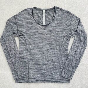 Lululemon Gray Long Sleeve Sweat Embrace Top - Size 4